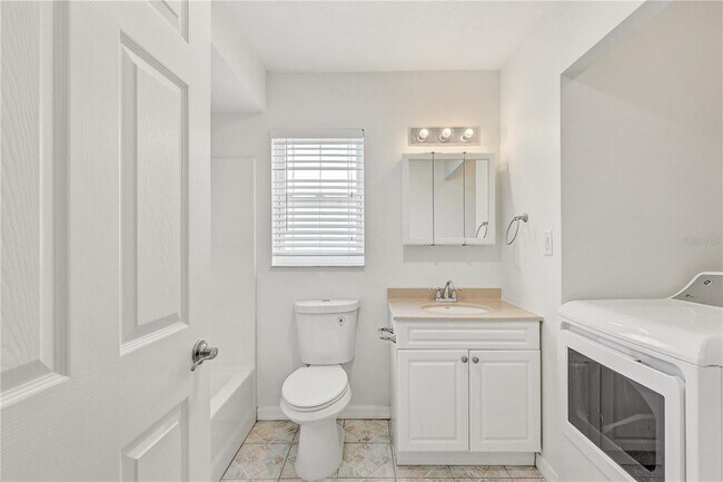 Building Photo - 7012 Pin Cherry Ln