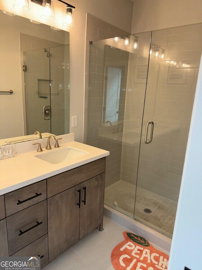 Building Photo - 1971 Drew Dr