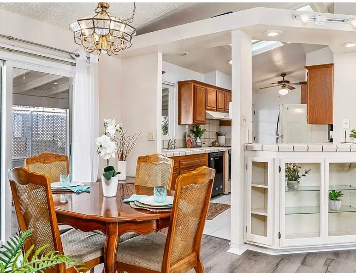 Building Photo - 2010 W San Marcos Blvd