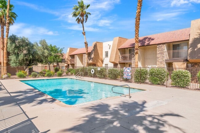 Building Photo - Modern Condo in Guard-Gated Community!