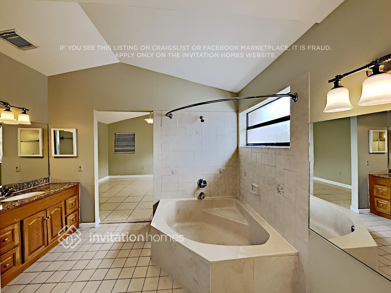 Building Photo - 10420 SW 67th St