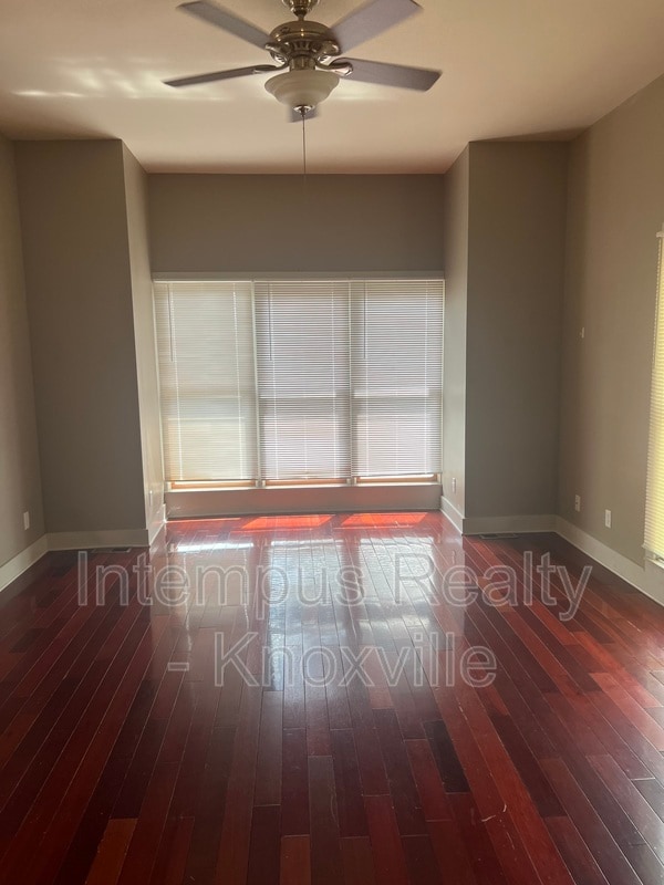 Building Photo - 229 Deaderick Ave