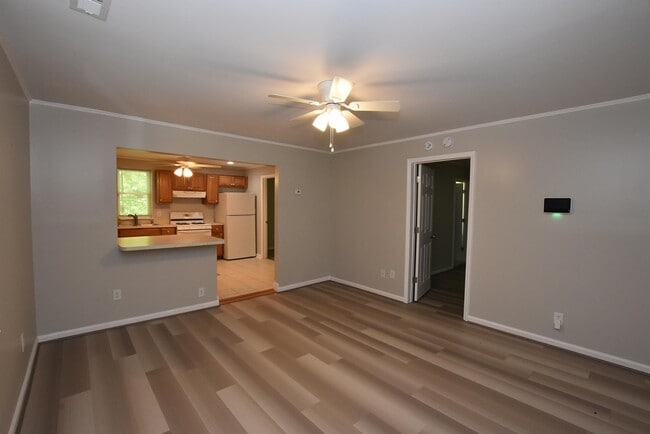 Building Photo - 217 Grove St