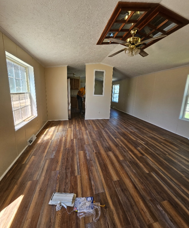 Building Photo - 324 W Front St