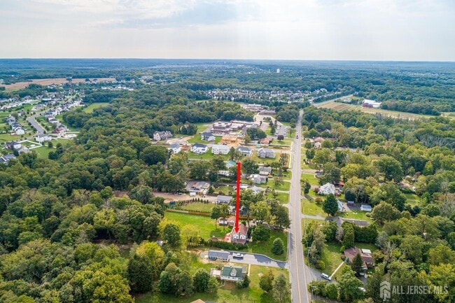 Building Photo - 338 Buckelew Ave