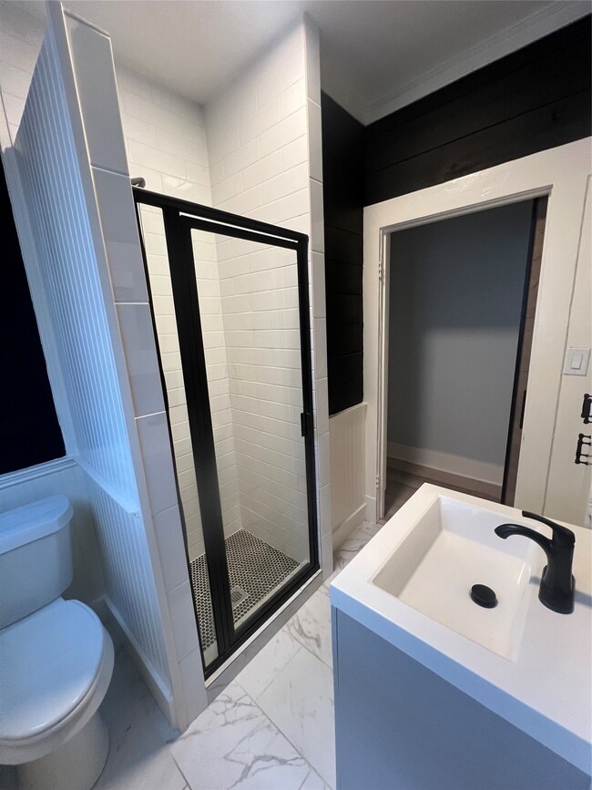 Building Photo - 3701 Bradley St