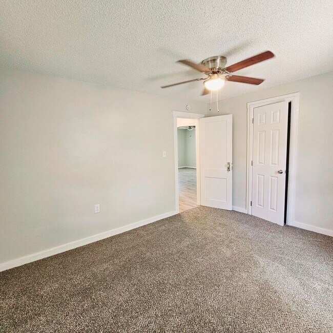 Building Photo - Fully Remodeled 2-Bed, 1-Bath Home in Old ...