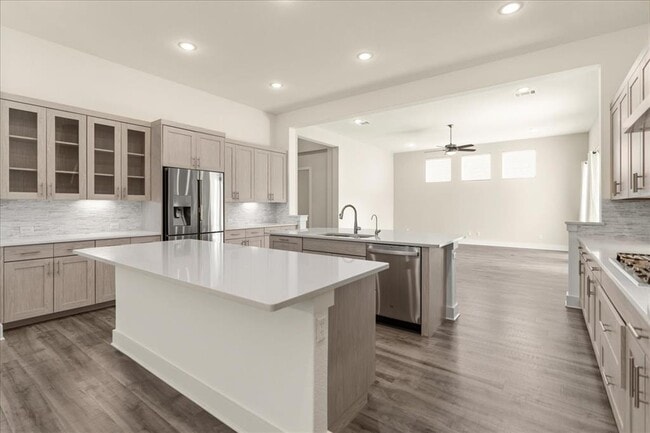 Building Photo - 6101 Antelope Well Ln