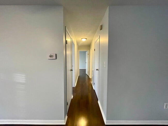 Building Photo - 9397 London Tower Ct