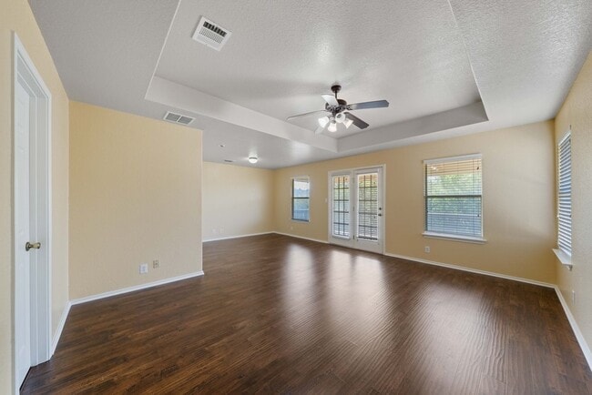 Building Photo - 3338 Bending Creek