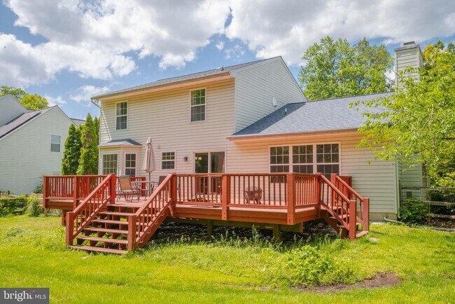 Building Photo - 11 Poplar Grove Ave