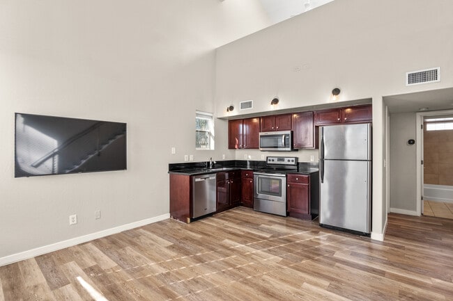 Building Photo - Roosevelt West Townhomes