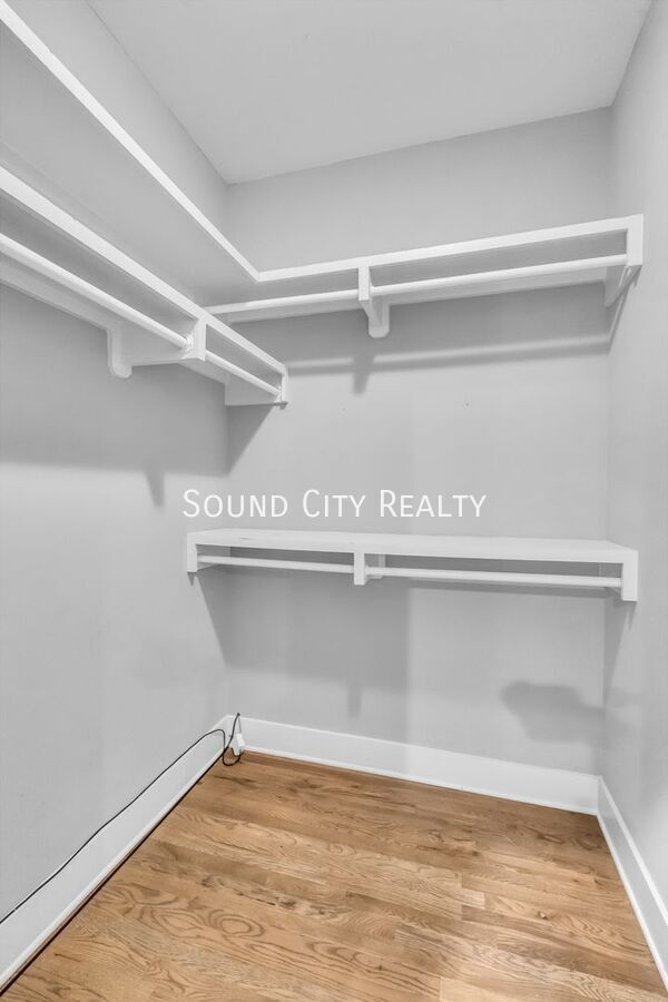 Building Photo - 1801 Sevier St