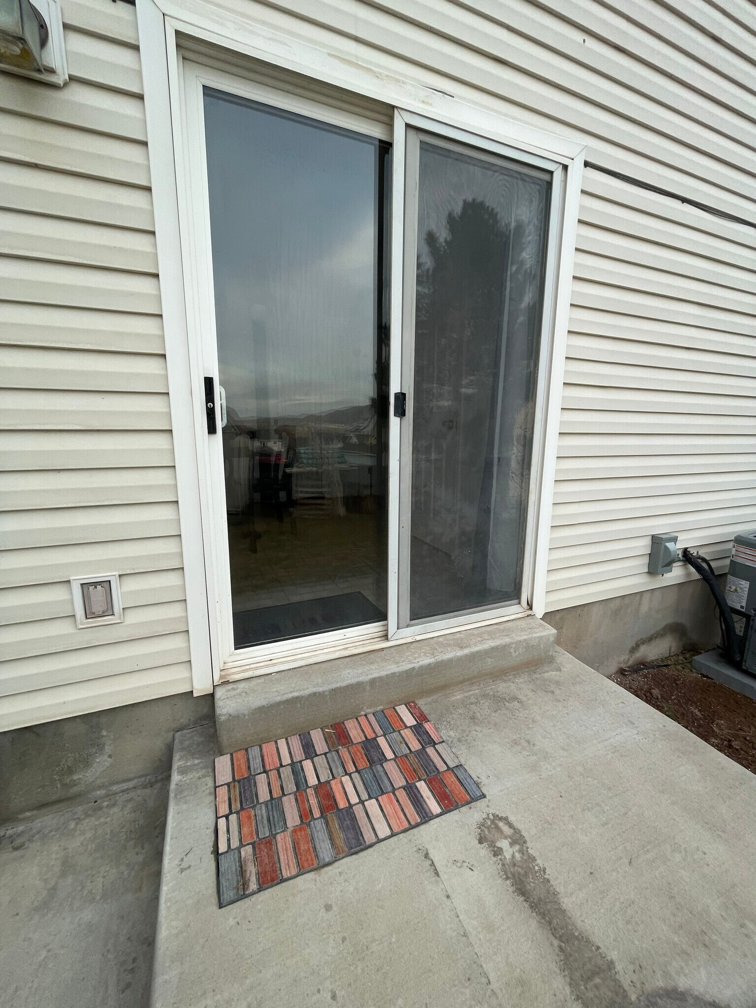 Entry - 3179 E Snowy Owl Rd