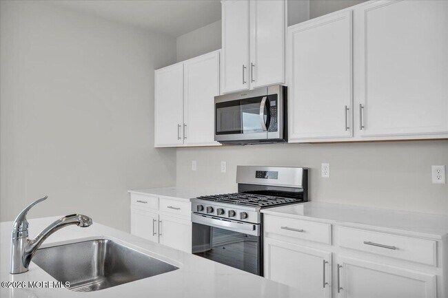 Building Photo - 216 Sandy Rdg Rd