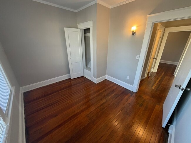Building Photo - Beautifully Renovated 4bdrm/1.5bth Home Located in Richmond's Northside!!