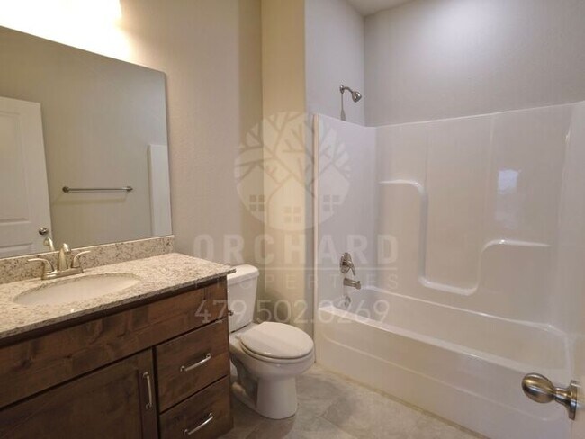 Building Photo - EP 6 | Townhome with Garage in Siloam Springs!