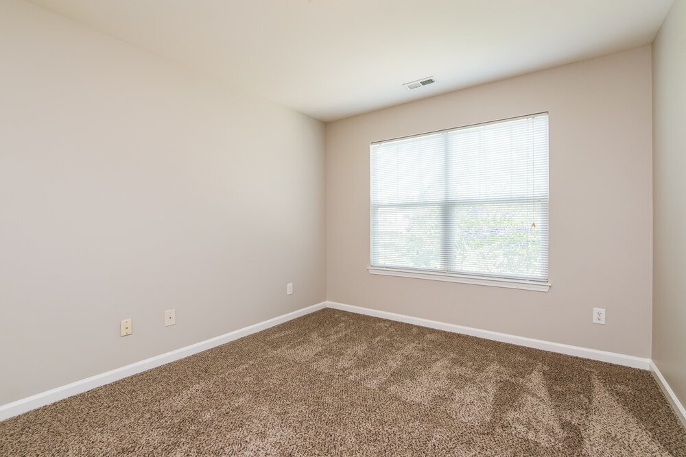 Building Photo - 360 Stobhill Ln