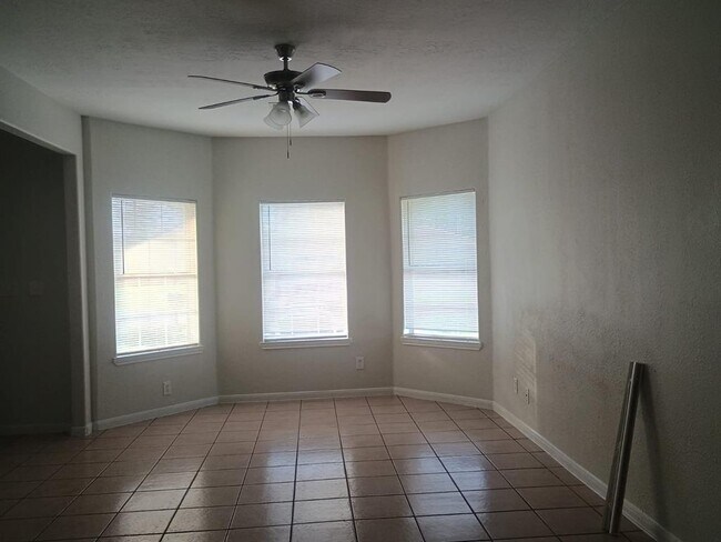Building Photo - 8106 Rhobell St