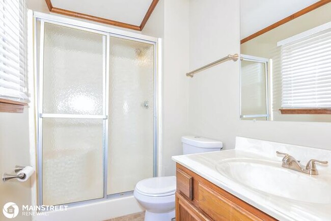 Building Photo - 1214 Spartina Dr, Florissant, MO 63031
