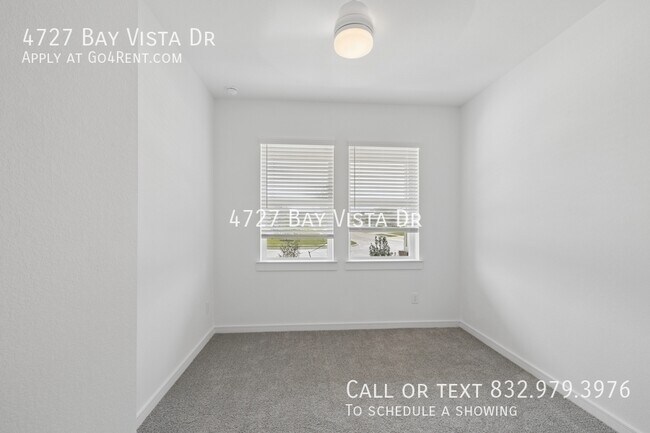 Building Photo - 4727 Bay Vista Dr