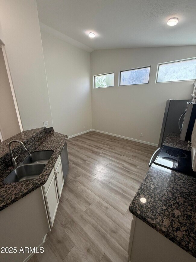 Building Photo - 3440 E Southern Ave