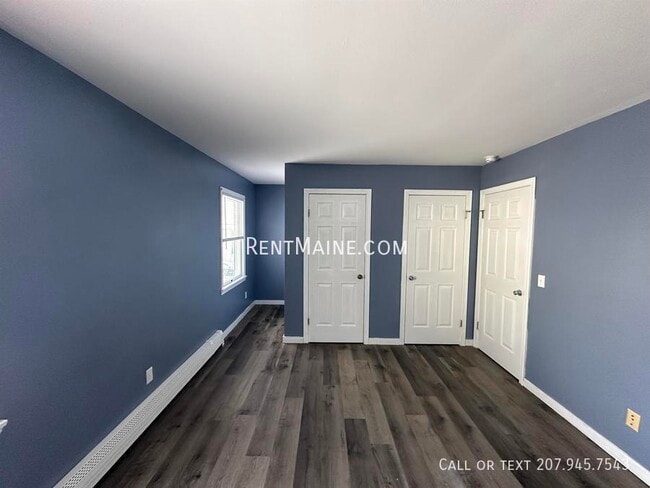 Building Photo - 114 Main Rd N