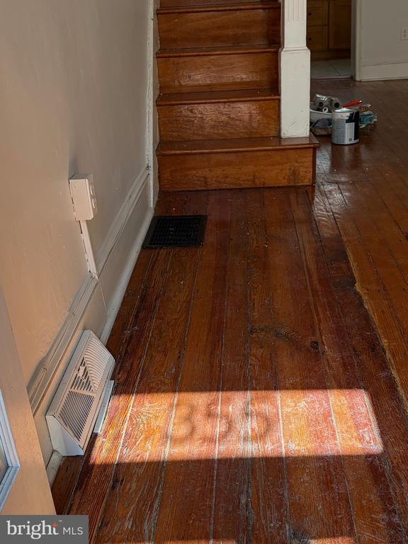 Building Photo - 355 Mercy St