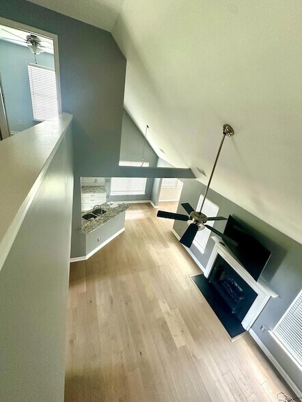 Building Photo - 1178 Pittsford Cir