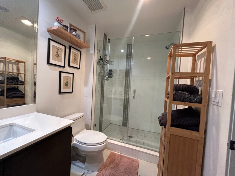 Building Photo - 1700 Sawtelle Blvd