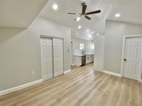 Building Photo - 426 S L St