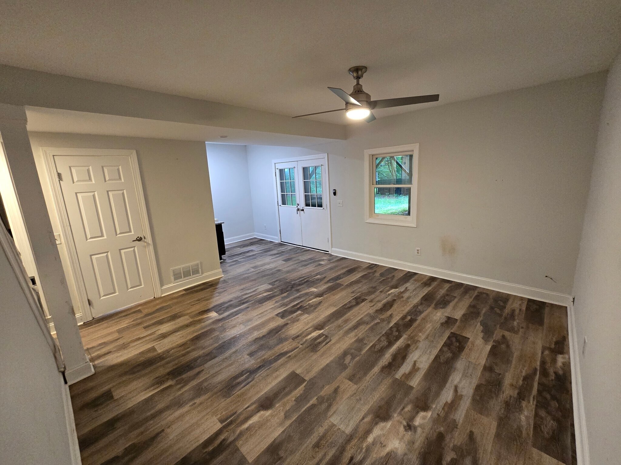 Building Photo - 1117 Ralph Dr