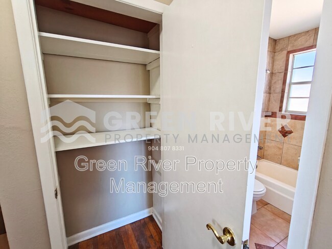 Building Photo - 11620 Charlie Rd