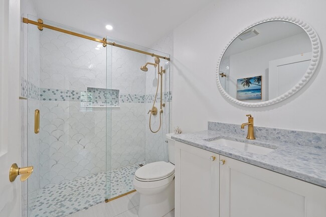 Building Photo - 129 Olympus Way