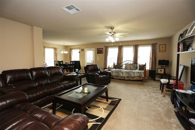 Building Photo - 9418 Cholla Hill Ct