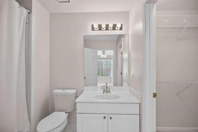 Building Photo - 1712 Kenbrook Ct NW