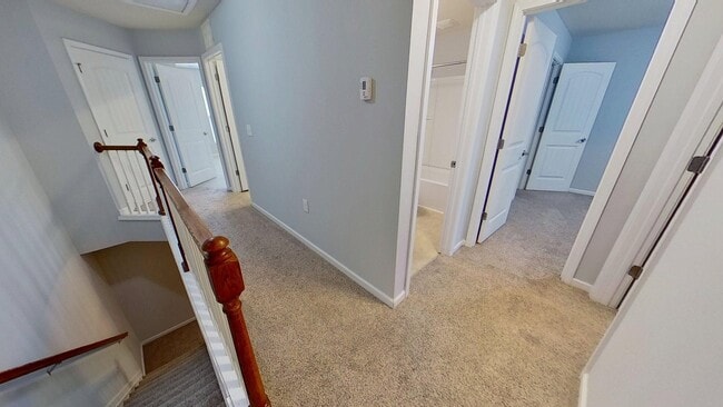 Building Photo - 104 Brier Crossings Loop