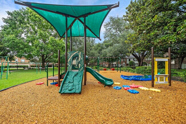 Building Photo - 6434 Burgoyne Rd