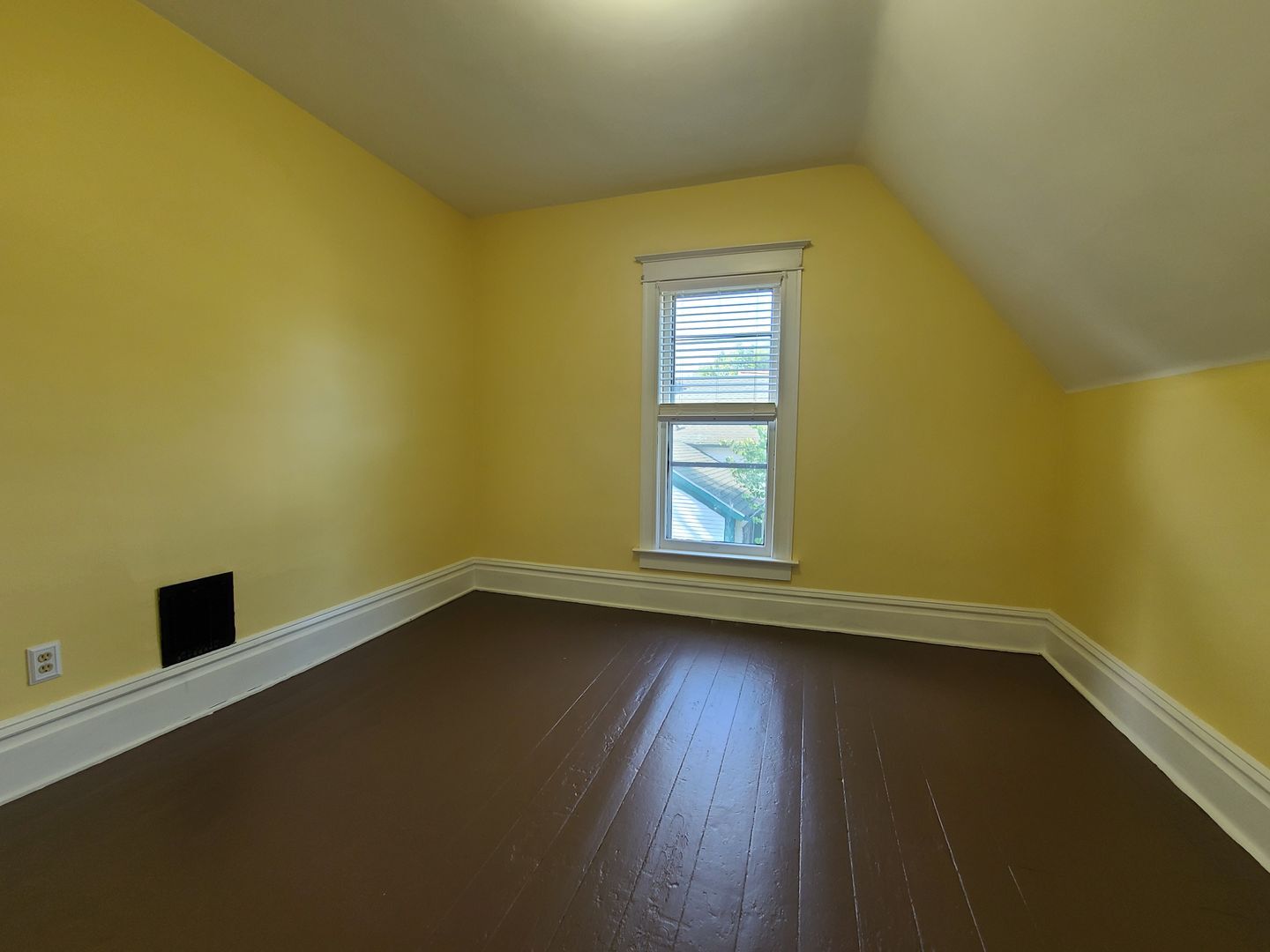 Building Photo - 1314 Niles Ave