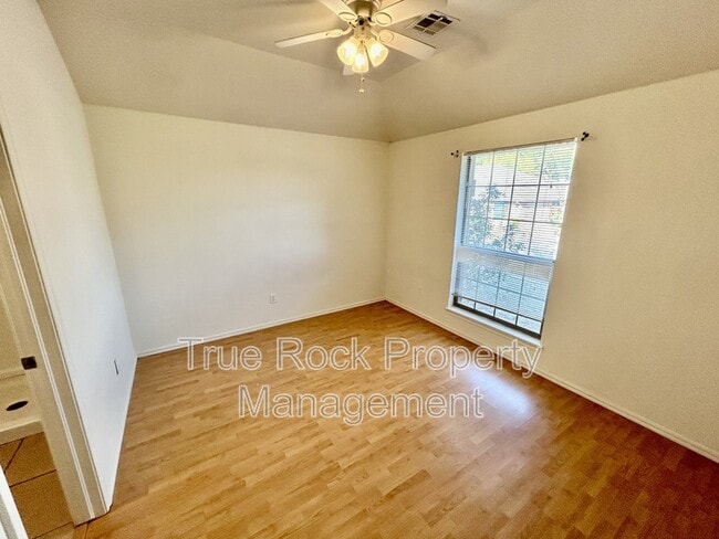 Building Photo - 1416 S Mississippi Ave