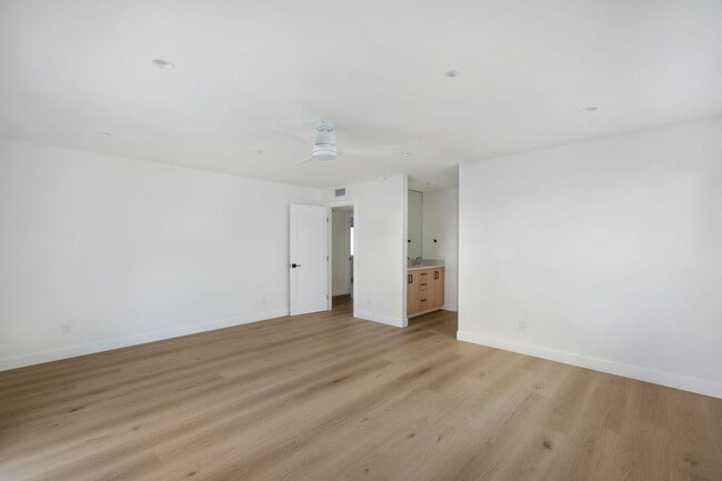 Building Photo - 312 Cazador Ln