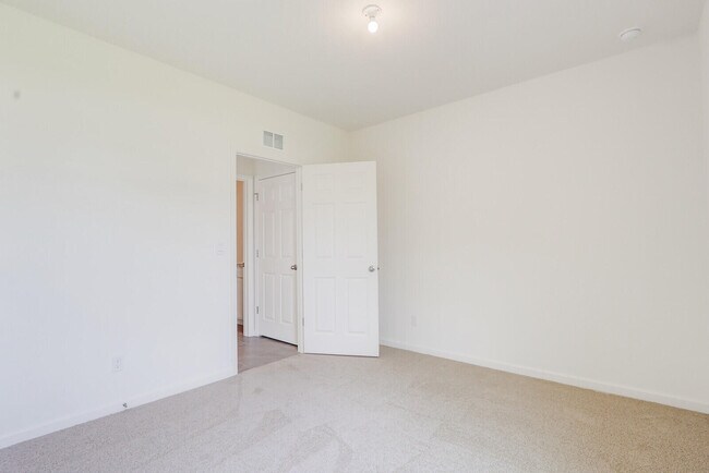 Building Photo - 12335 Nettuno Wy