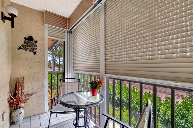 Building Photo - 7202 Golf Colony Ct