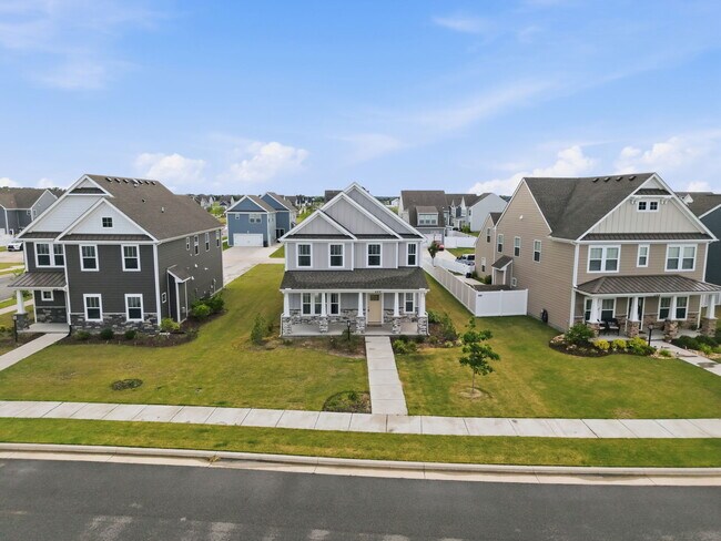 Building Photo - 208 Ryker Rd E