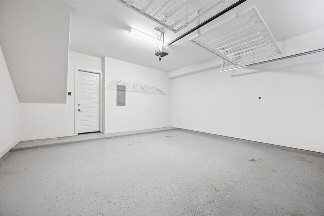 Building Photo - 1120 Ennis St