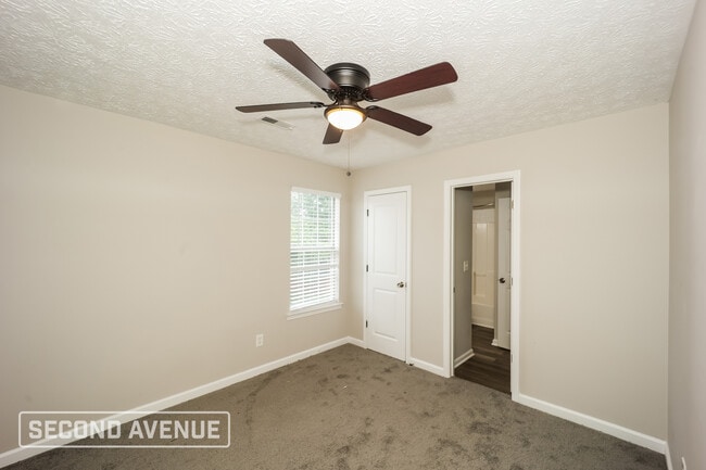 Building Photo - 4223 Reeshemah St