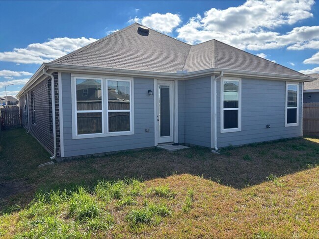 Building Photo - 1323 Rosemead Dr