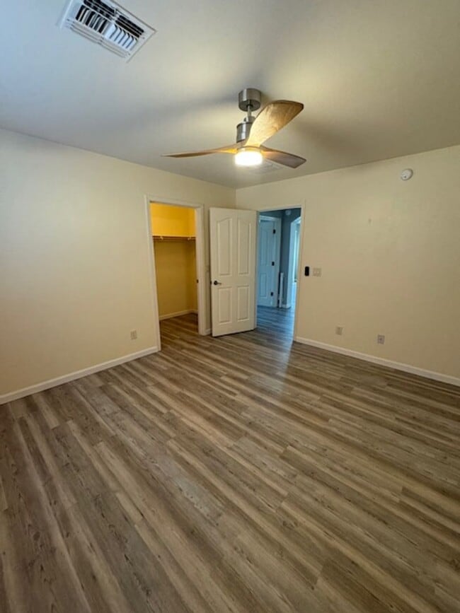 Building Photo - Vail- 3 bedroom/ 2 bathroom with 3 car garage