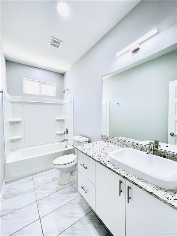 Building Photo - 13 Bella Costa Dr