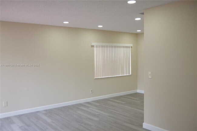 Building Photo - 2113 NW 59th Terrace